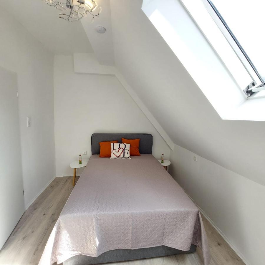 Hotel 24 Bilstein Екстериор снимка