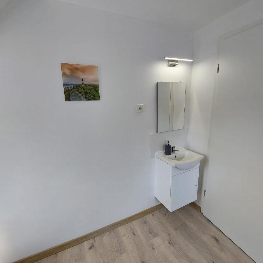 Hotel 24 Bilstein Екстериор снимка