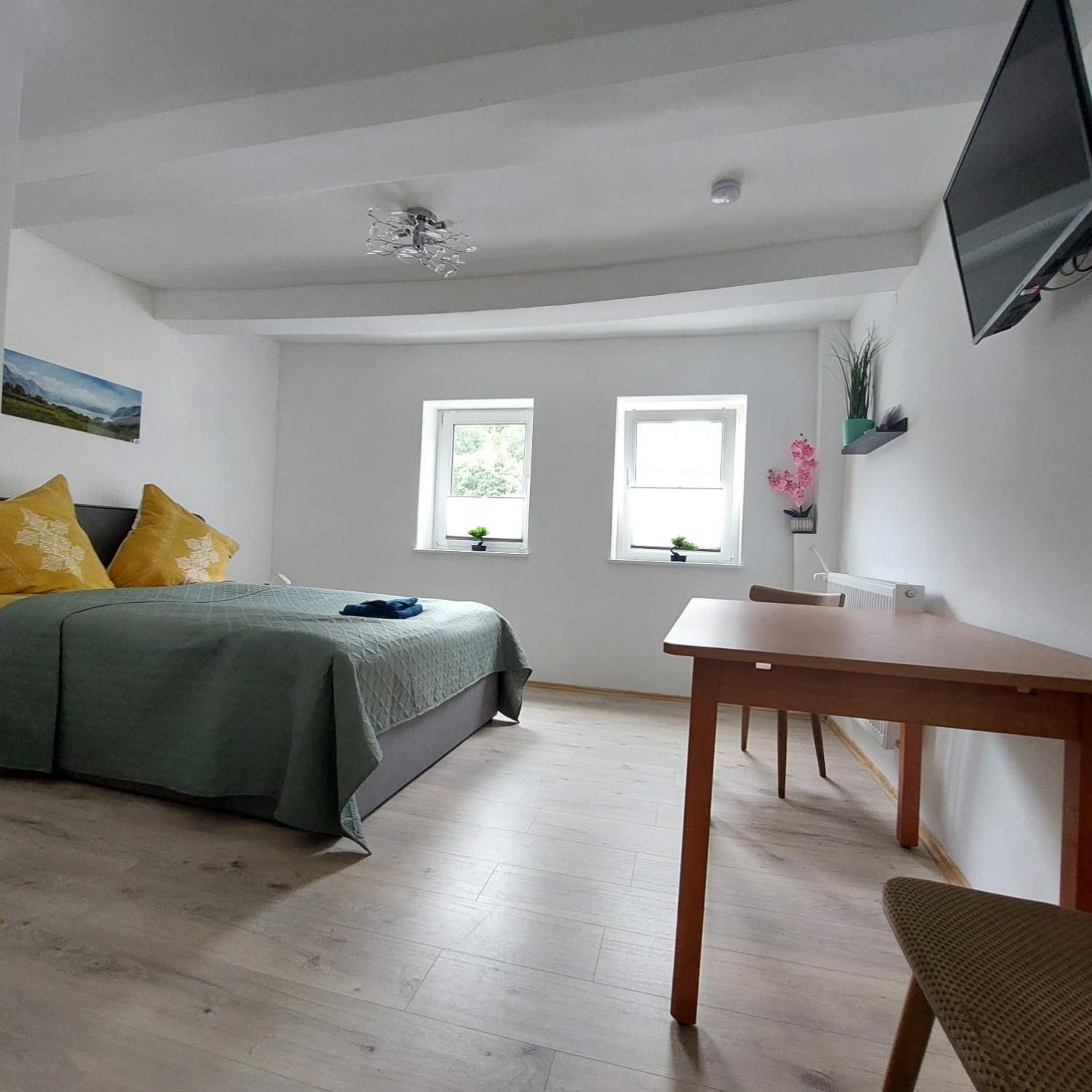 Hotel 24 Bilstein Екстериор снимка