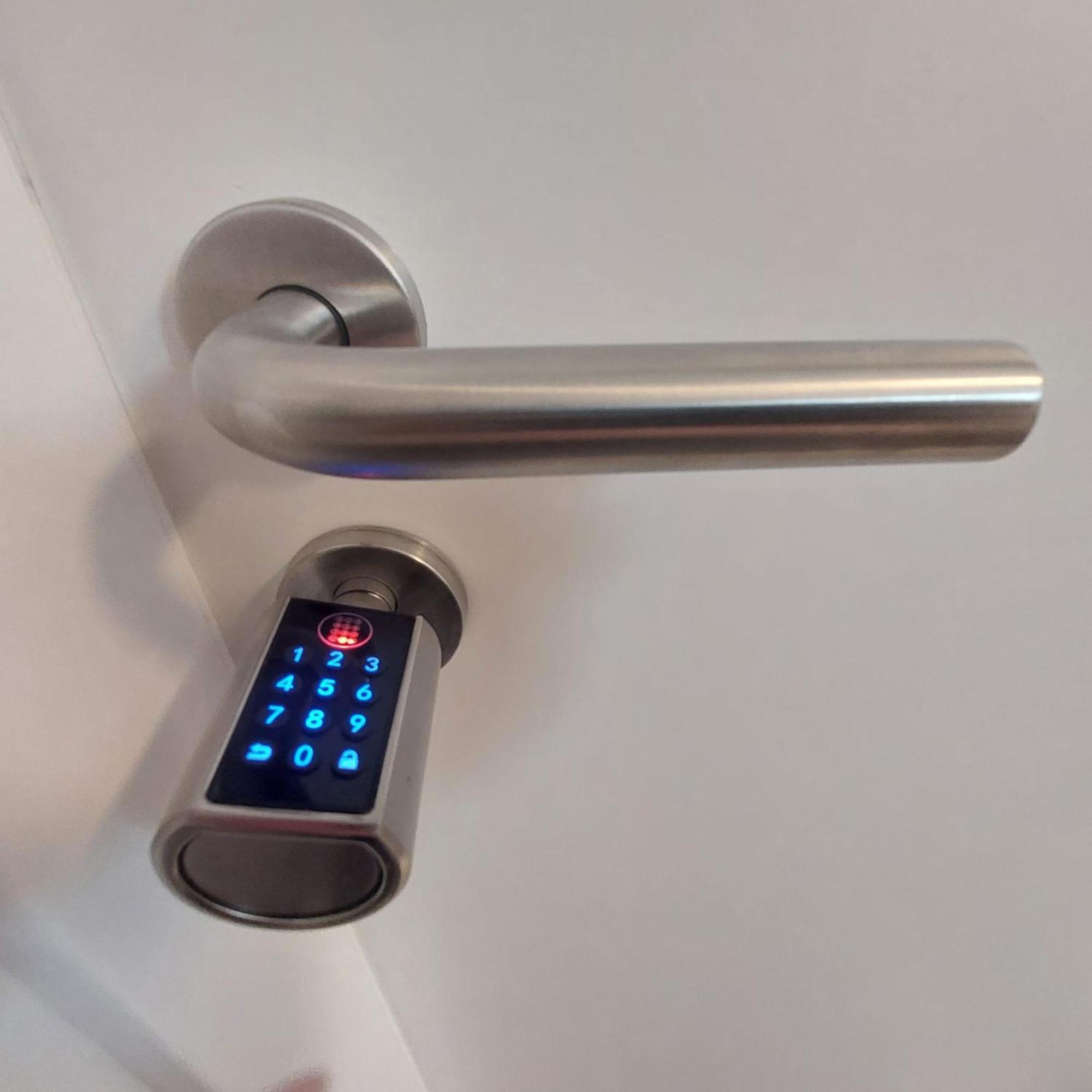 Hotel 24 Bilstein Екстериор снимка